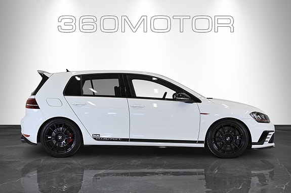 Volkswagen Golf I 2 of 5