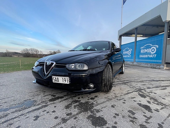 Alfa Romeo 156 9 of 12