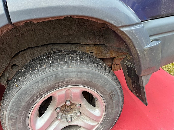 Toyota Land Cruiser 5 of 5