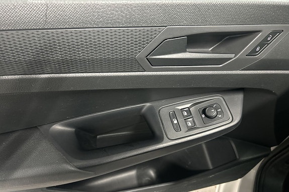 Volkswagen Caddy Maxi 15 of 26