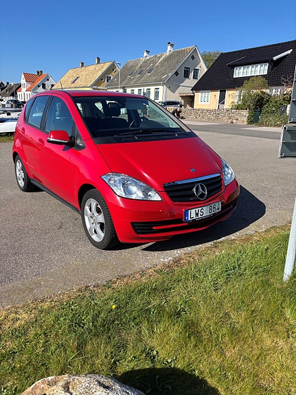 Mercedes-Benz A160 3 of 5