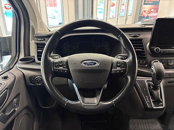 Ford Transit Custom 12 of 22