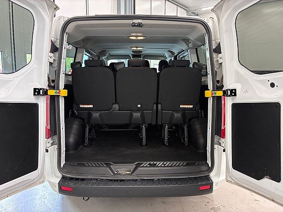 Ford Transit Custom 22 of 22