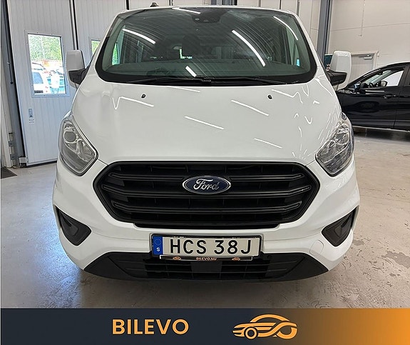 Ford Transit Custom 8 of 22
