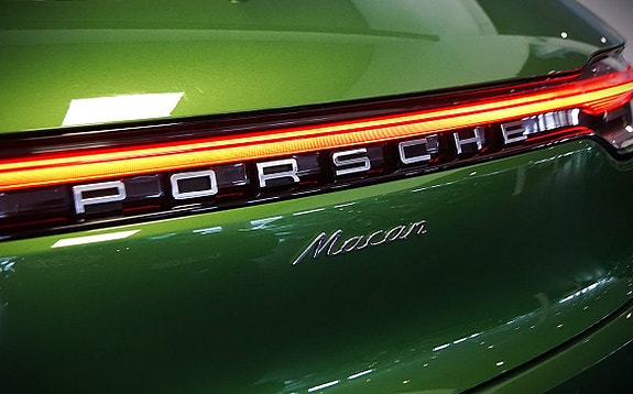 Porsche Macan 4 of 5