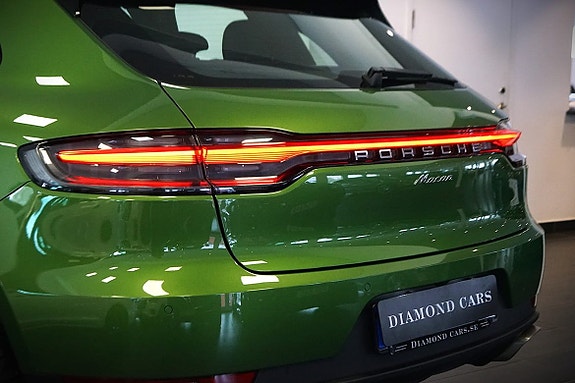 Porsche Macan 5 of 5