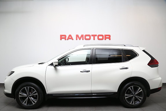 Nissan X-Trail 3 of 5