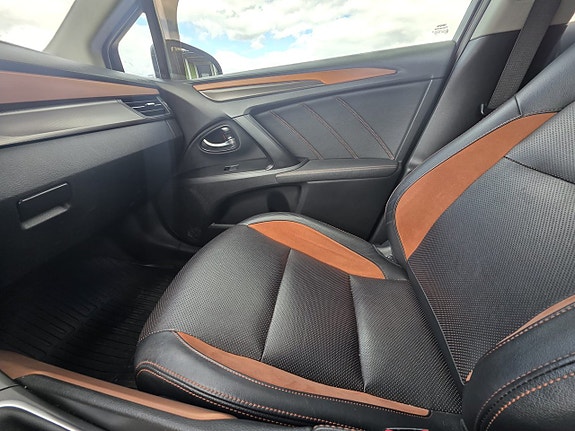 Toyota Avensis 13 of 14