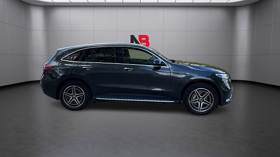 Mercedes-Benz EQC400 21 of 25