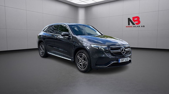 Mercedes-Benz EQC400 2 of 5