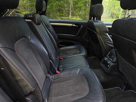 Audi Q7 14 of 25