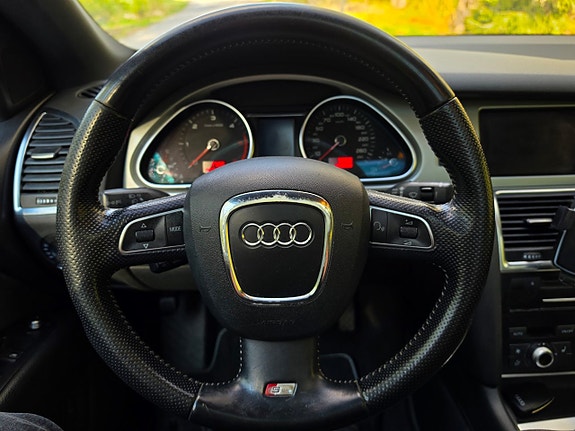 Audi Q7 22 of 25