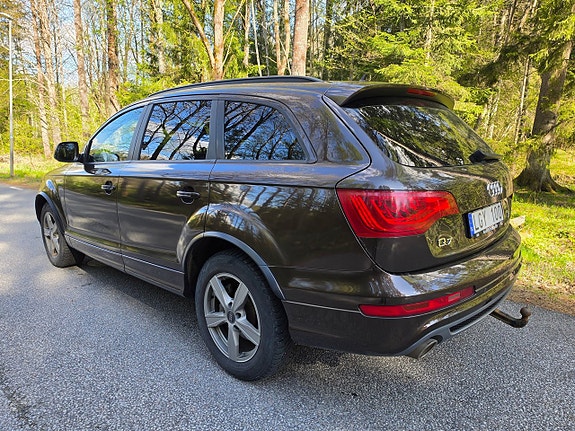 Audi Q7 5 of 5