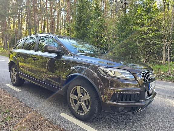 Audi Q7 8 of 25