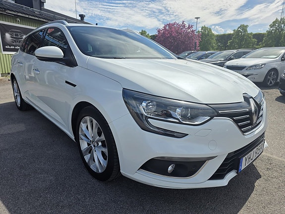Renault Megane IV 4 of 5