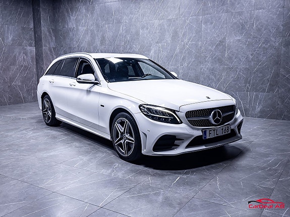 Mercedes-Benz C300 9 of 30