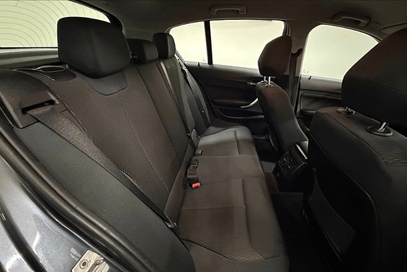 BMW 116d 15 of 19