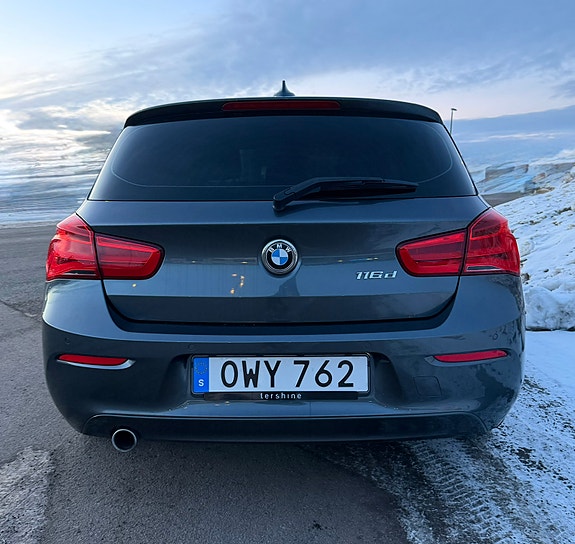 BMW 116d 5 of 19