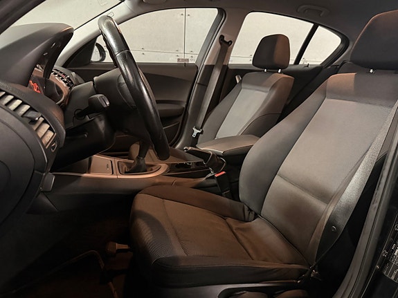 BMW 118d 9 of 14