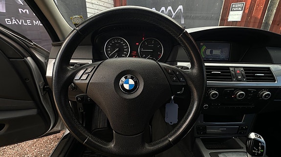 BMW 520d 11 of 15