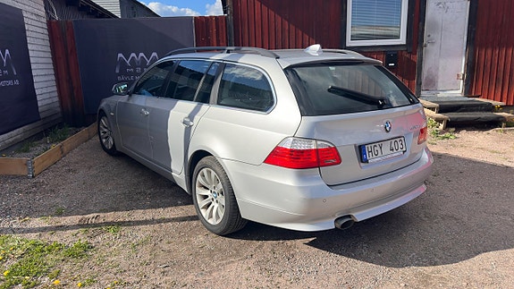 BMW 520d 4 of 5