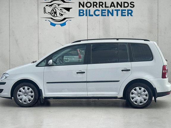 Volkswagen Touran 5 of 5