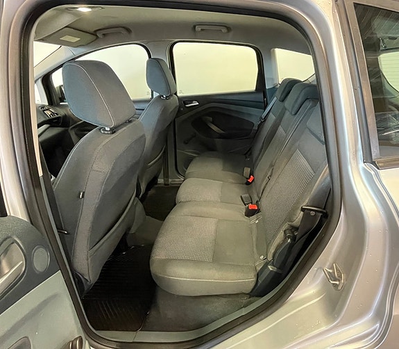 Ford C-Max 8 of 10