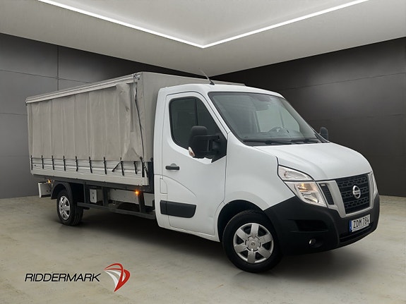 Nissan NV400 3 of 27