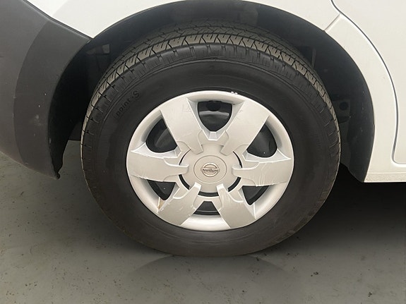 Nissan NV400 24 of 27