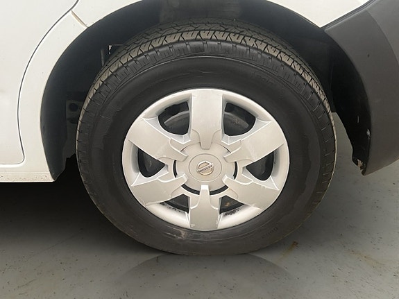 Nissan NV400 27 of 27