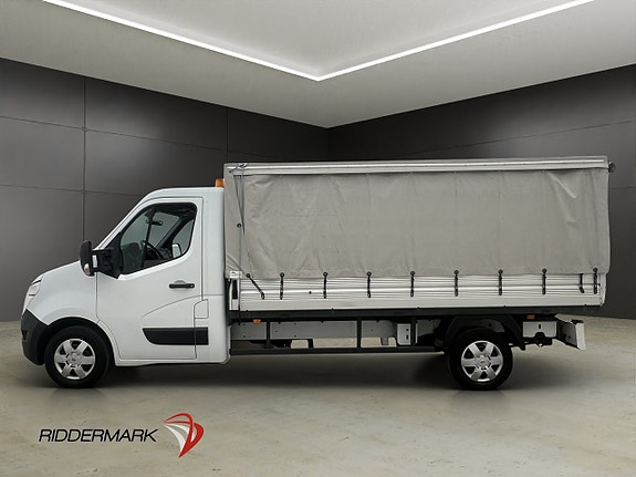Nissan NV400 6 of 27