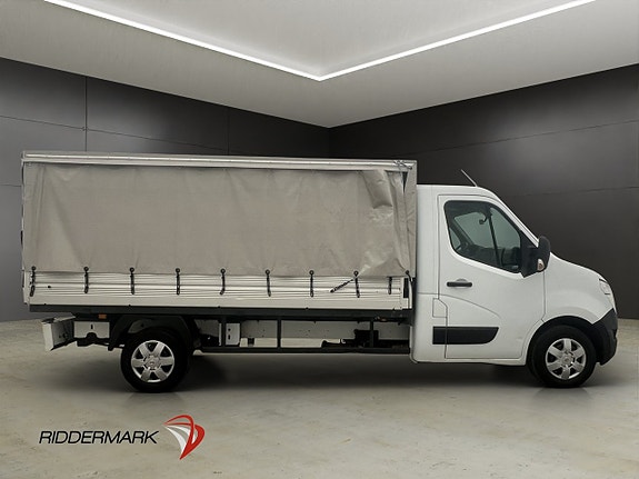 Nissan NV400 2 of 27