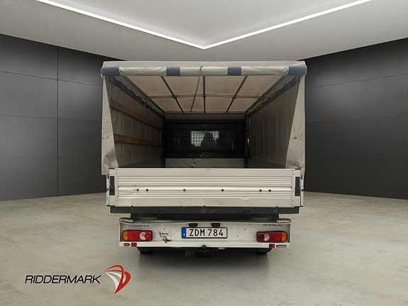 Nissan NV400 12 of 27