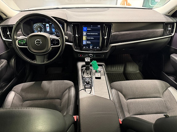 Volvo V90 14 of 19