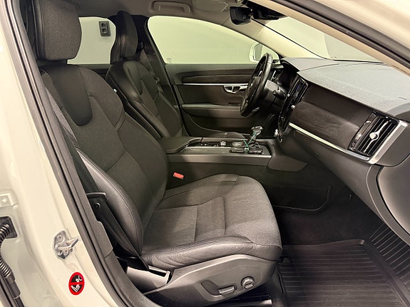 Volvo V90 11 of 19