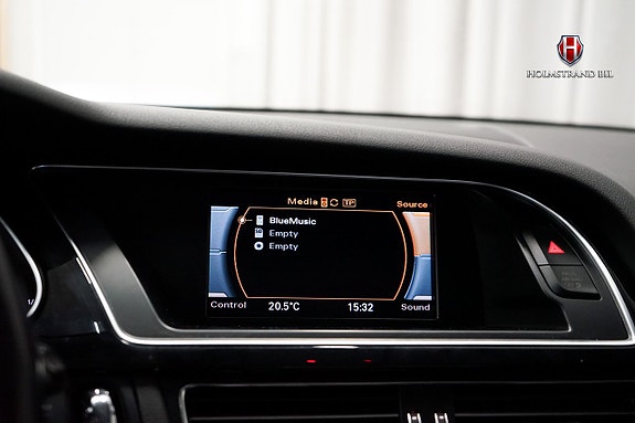 Audi A4 15 of 19