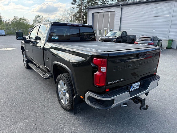 Chevrolet Silverado 2500 4 of 5