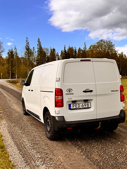 Toyota Proace 2 of 5