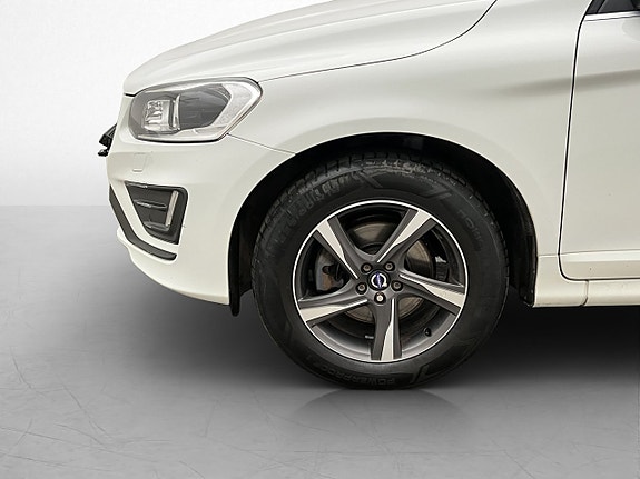 Volvo XC60 26 of 30