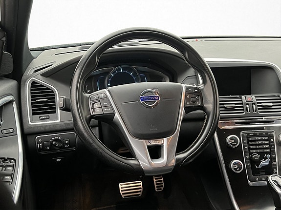 Volvo XC60 12 of 30