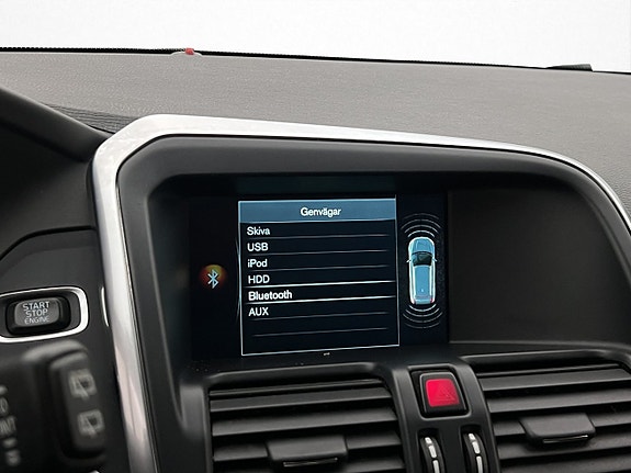 Volvo XC60 18 of 30