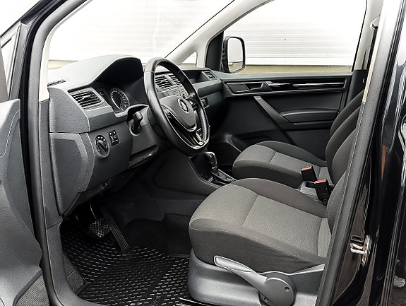 Volkswagen Caddy 9 of 16