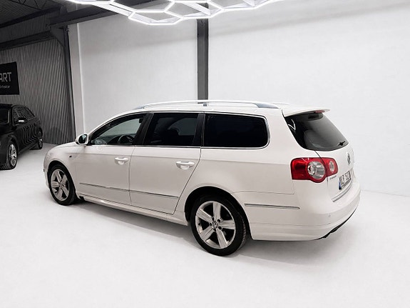 Volkswagen Passat 3 of 5