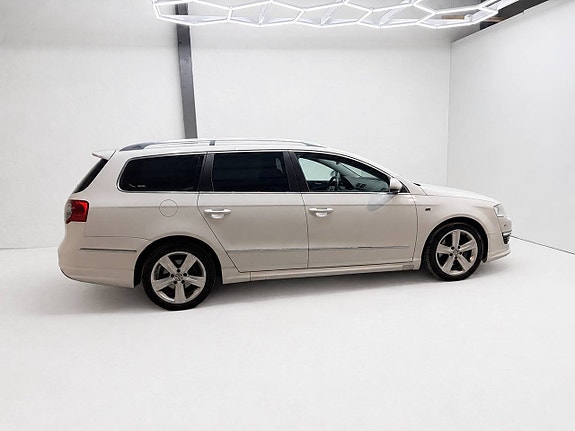 Volkswagen Passat 5 of 5