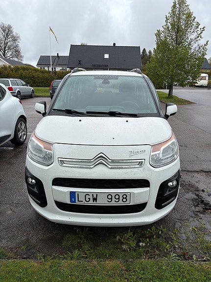Citroen C3 Picasso 2 of 2