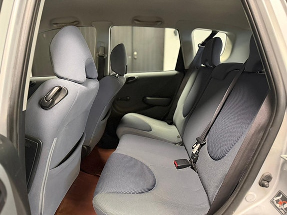 Honda Jazz 8 of 16