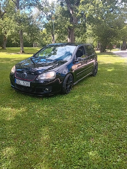 Volkswagen Golf V 10 of 10