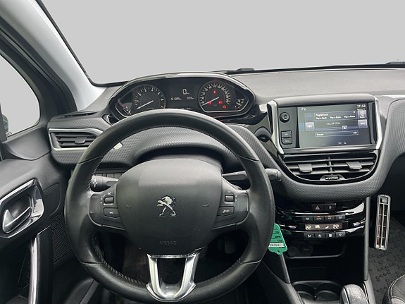 Peugeot 208 8 of 10