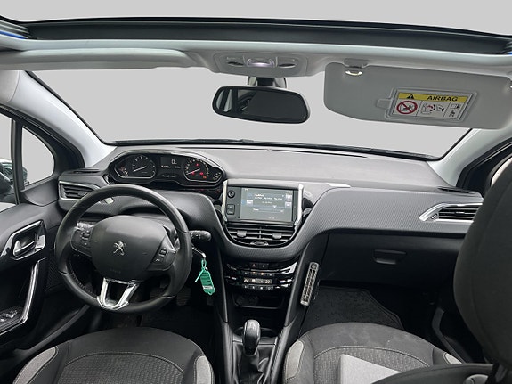 Peugeot 208 7 of 10