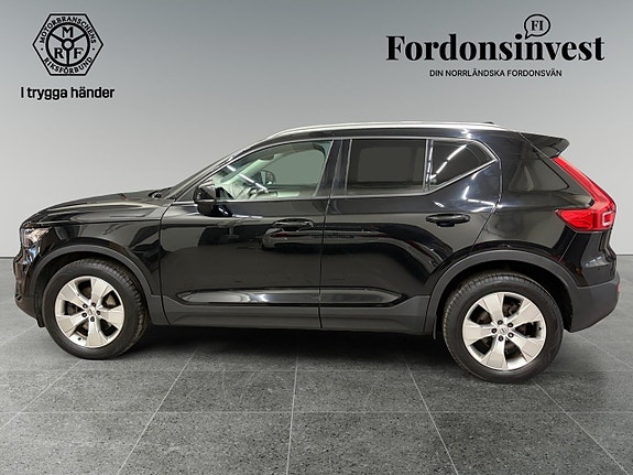 Volvo XC40 4 of 5